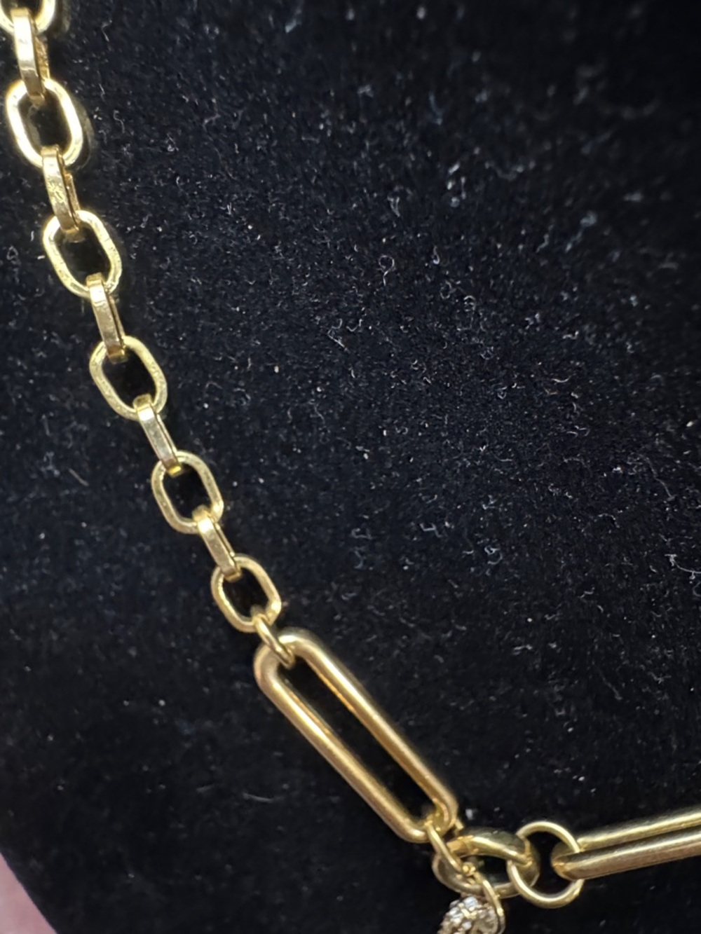 Gold Link Pendant Necklace - Women Jewelry - Picture 2 of 5